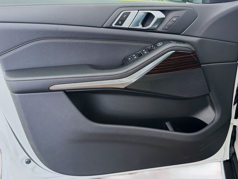 New 2026 BMW X5 sDrive40i image 22