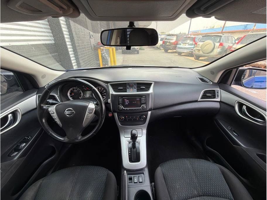 Used 2015 Nissan Sentra SR FWD image 14