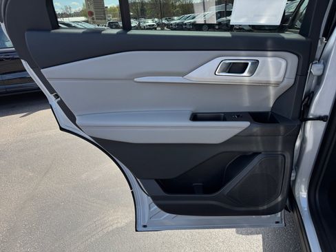 New 2026 Ford Explorer Active w/ Active Comfort Package AWD/4WD image 25