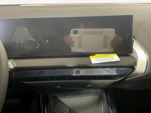 New 2026 BMW X3 xDrive30 w/ Premium Package image 9