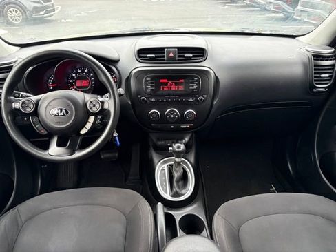 Used 2015 Kia Soul image 26