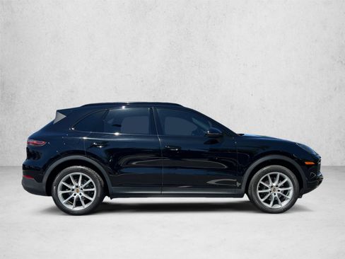 Used 2020 Porsche Cayenne AWD/4WD image 4