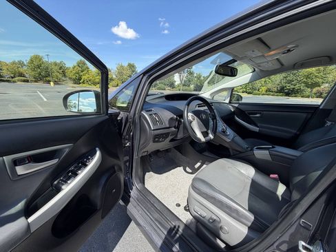 Used 2012 Toyota Prius Prime Advanced FWD image 20