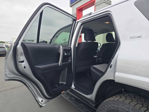 Used 2024 Toyota 4Runner SR5 AWD/4WD image 15