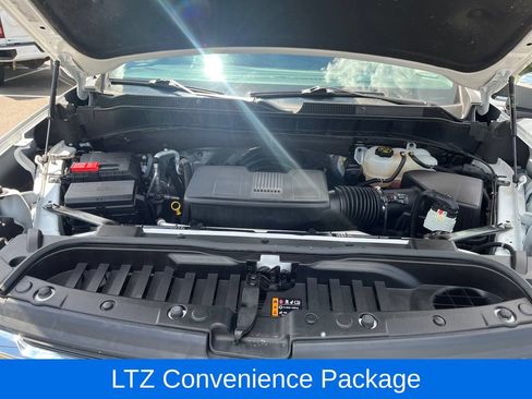 Used 2024 Chevrolet Silverado 1500 LTZ w/ LTZ Premium Package AWD/4WD image 28
