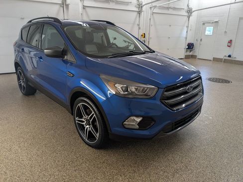 Used 2019 Ford Escape SEL w/ SEL Sport Appearance Package AWD/4WD image 5