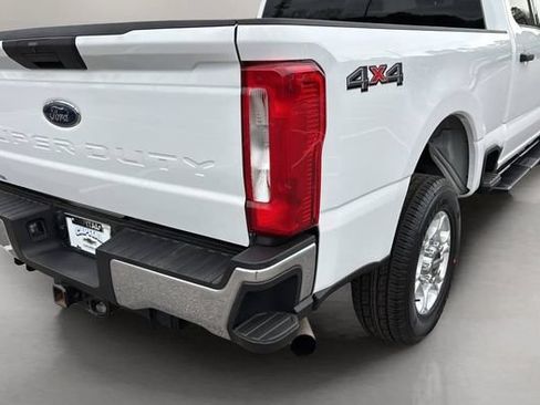Used 2025 Ford F250 XLT AWD/4WD image 34