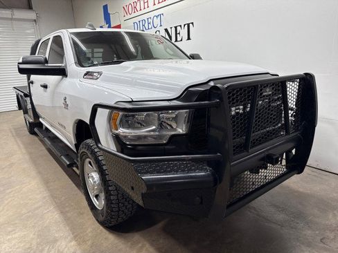 Used 2022 RAM 3500 Tradesman image 2
