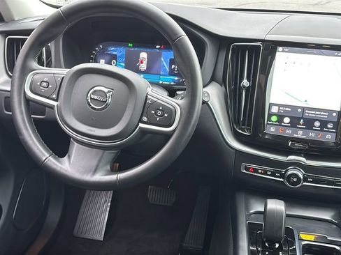 Certified 2025 Volvo XC60 B5 Core AWD/4WD image 7