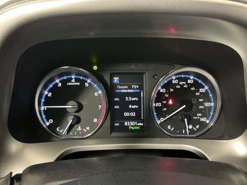 Used 2017 Toyota RAV4 Limited image 10