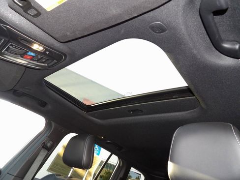 Used 2022 Jeep Grand Cherokee Altitude image 10