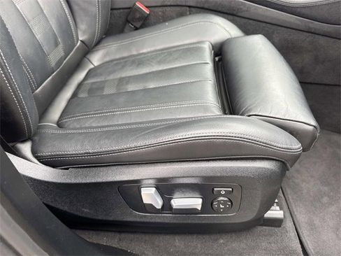 Used 2022 BMW X5 xDrive40i w/ M Sport Package image 16