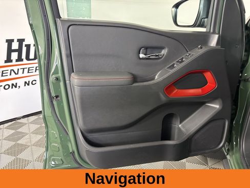 Used 2024 Nissan Frontier PRO-4X w/ Off-Road Protection Package image 8