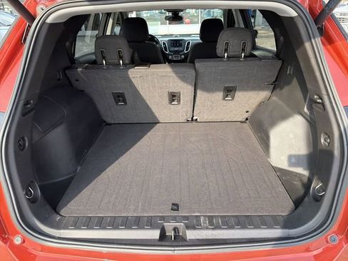 Used 2020 Chevrolet Equinox LT w/ Driver Convenience Package image 24