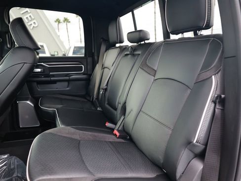 New 2026 RAM 3500 Laramie AWD/4WD image 31