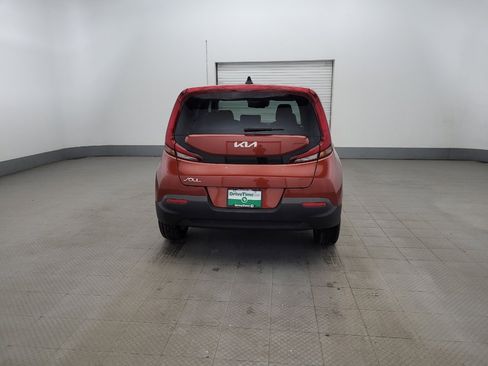 Used 2022 Kia Soul LX w/ Technology Package FWD image 7