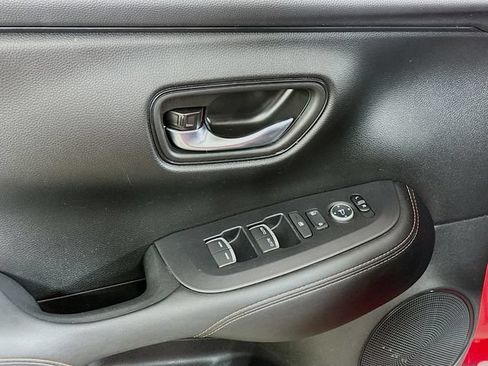 Used 2025 Honda HR-V Sport image 10