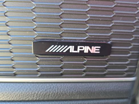 Used 2023 Jeep Grand Cherokee Limited AWD/4WD image 26