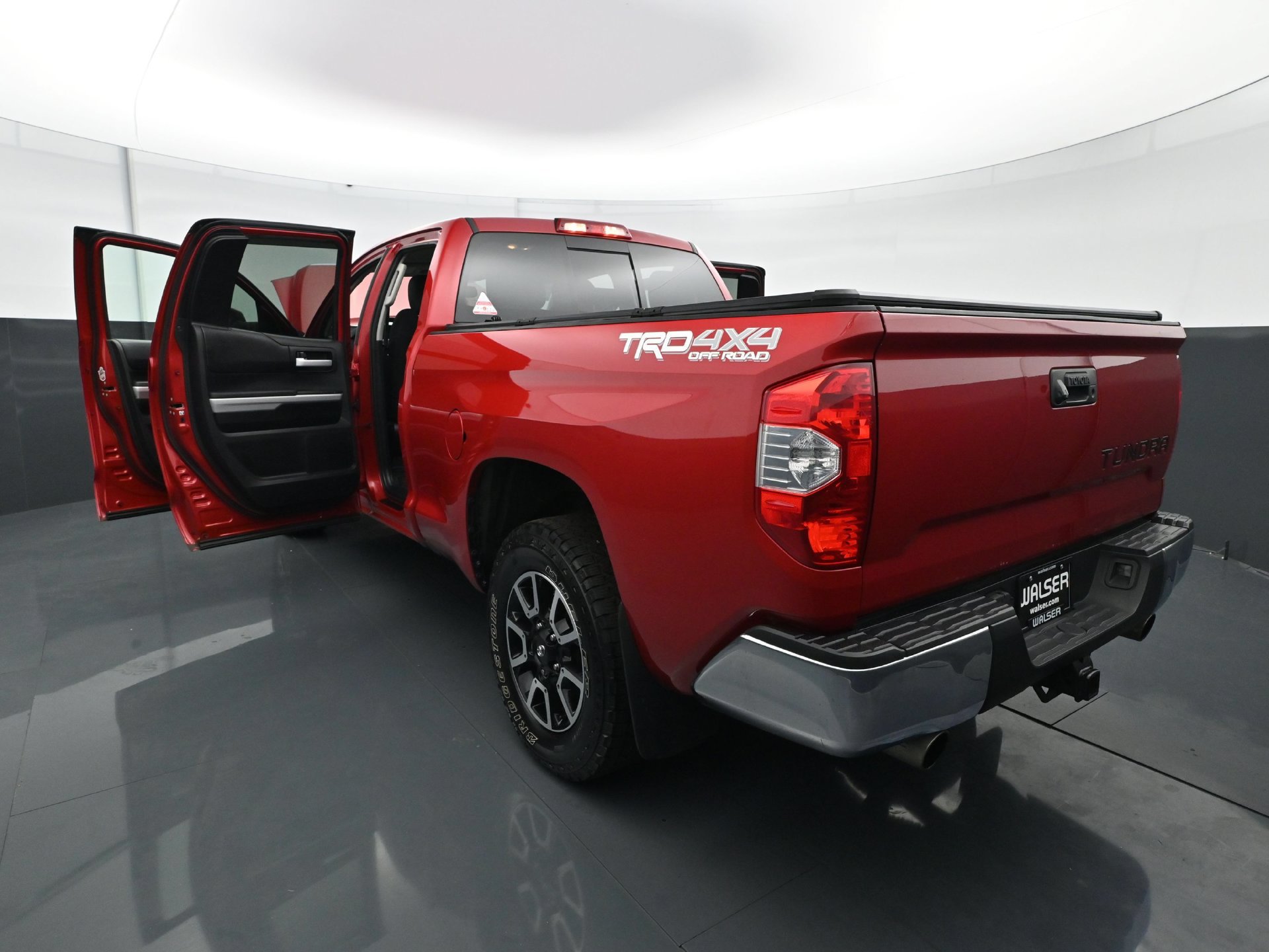 Used 2017 Toyota Tundra SR5 w/ TRD Off Road Package AWD/4WD image 30
