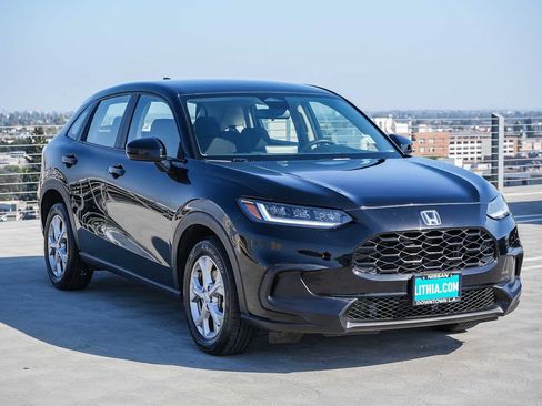 Used 2025 Honda HR-V LX image 3