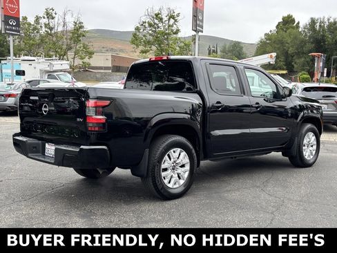 Used 2023 Nissan Frontier SV image 8