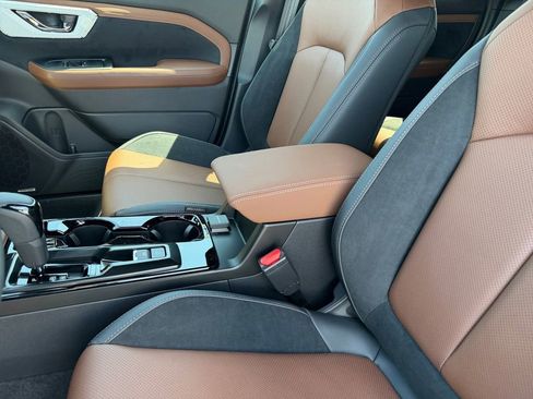 New 2026 Subaru Forester Touring AWD/4WD image 12