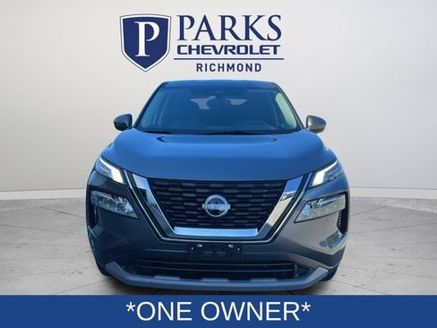 Used 2023 Nissan Rogue SV AWD/4WD image 2
