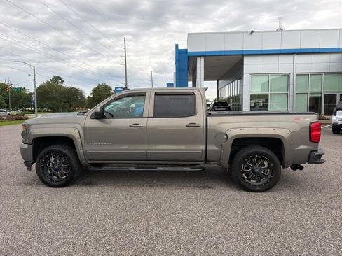 Used 2017 Chevrolet Silverado 1500 LT w/ All Star Edition AWD/4WD image 8