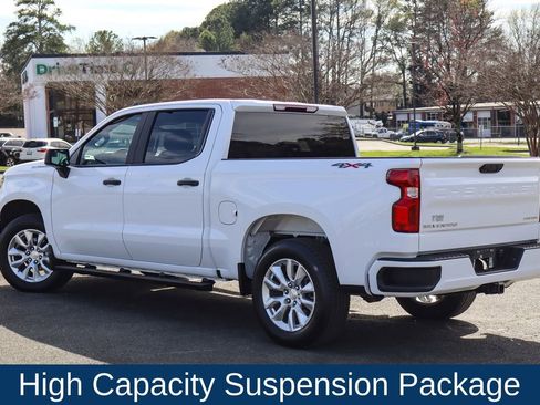 Used 2024 Chevrolet Silverado 1500 Custom image 5