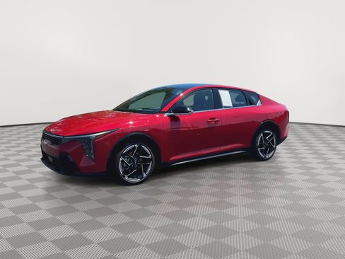 Used 2025 Kia K4 GT-Line w/ GT-Line Sunroof Package FWD image 4