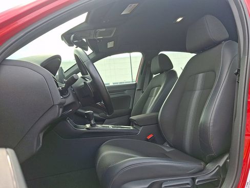 Used 2023 Honda Civic Sport image 13