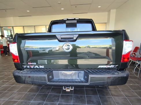 Used 2019 Nissan Titan PRO-4X AWD/4WD image 4