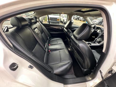 Used 2014 INFINITI Q50 Premium w/ Navigation Package image 19