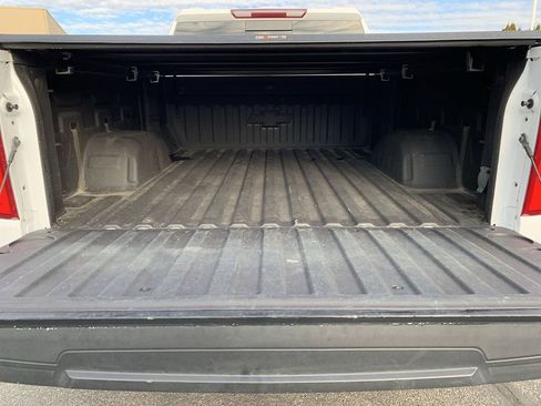 Used 2022 Chevrolet Silverado 1500 RST image 15