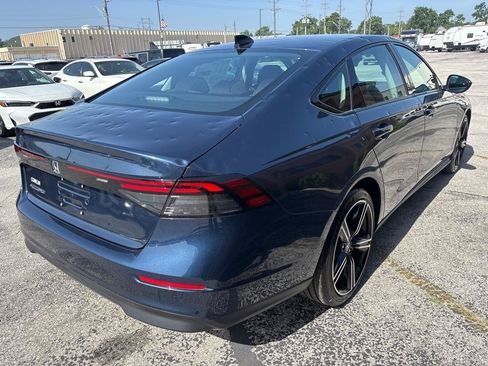 Used 2026 Honda Accord SE image 11