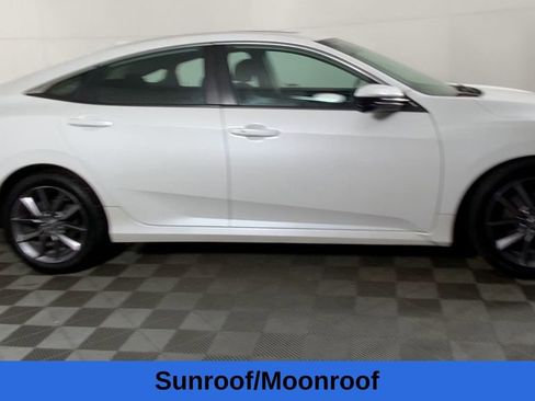 Used 2020 Honda Civic EX image 3