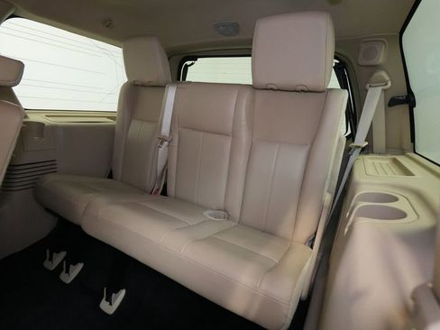 Used 2016 Ford Expedition Limited w/ Equipment Group 301A image 26