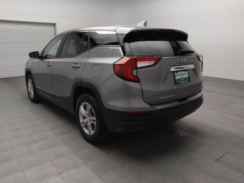 Used 2023 GMC Terrain SLE image 5
