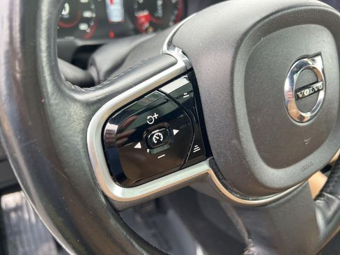 Used 2017 Volvo XC90 T6 Inscription w/ Vision Package image 30