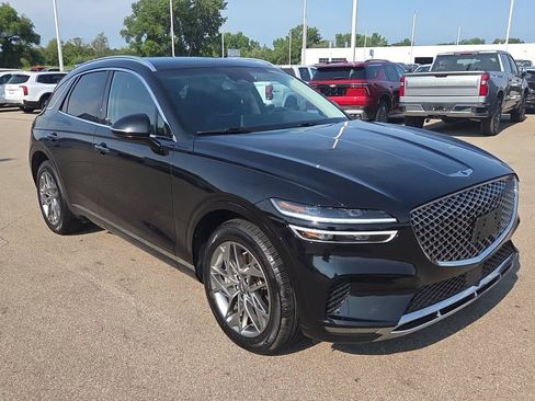 Used 2025 Genesis GV70 2.5T AWD/4WD image 10