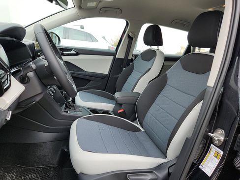 New 2026 Volkswagen Taos S image 13