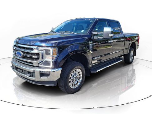 Used 2021 Ford F250 Lariat w/ Lariat Ultimate Package AWD/4WD image 4