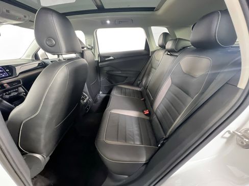 Used 2023 Volkswagen Taos SEL image 24