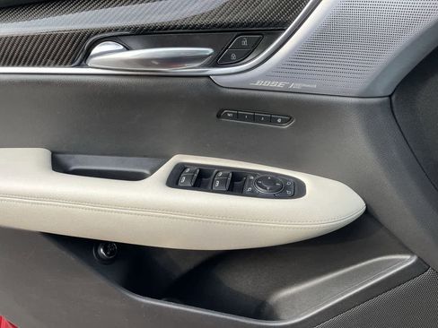 Certified 2023 Cadillac XT6 Sport w/ Technology Package image 37