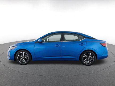 Used 2025 Nissan Sentra SV image 10