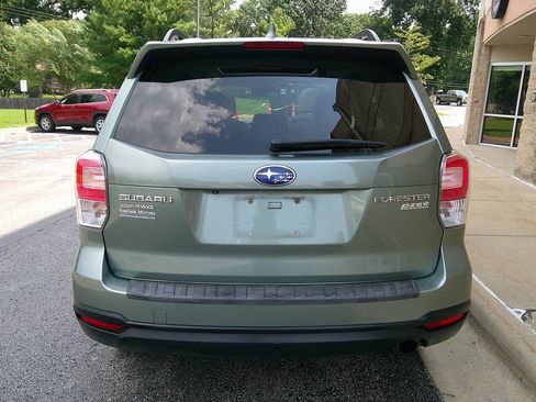 Used 2017 Subaru Forester 2.5i Premium w/ All-Weather Package AWD/4WD image 6