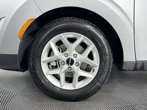 Used 2025 Kia Soul LX w/ LX Technology Package image 30