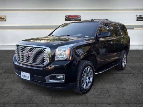 Used 2016 GMC Yukon Denali w/ Open Road Package RWD image 3