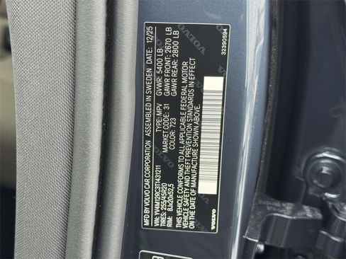 New 2026 Volvo XC60 B5 Plus w/ Protection Package Premier image 26