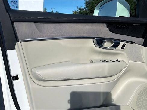 New 2026 Volvo XC90 T8 Ultra image 24